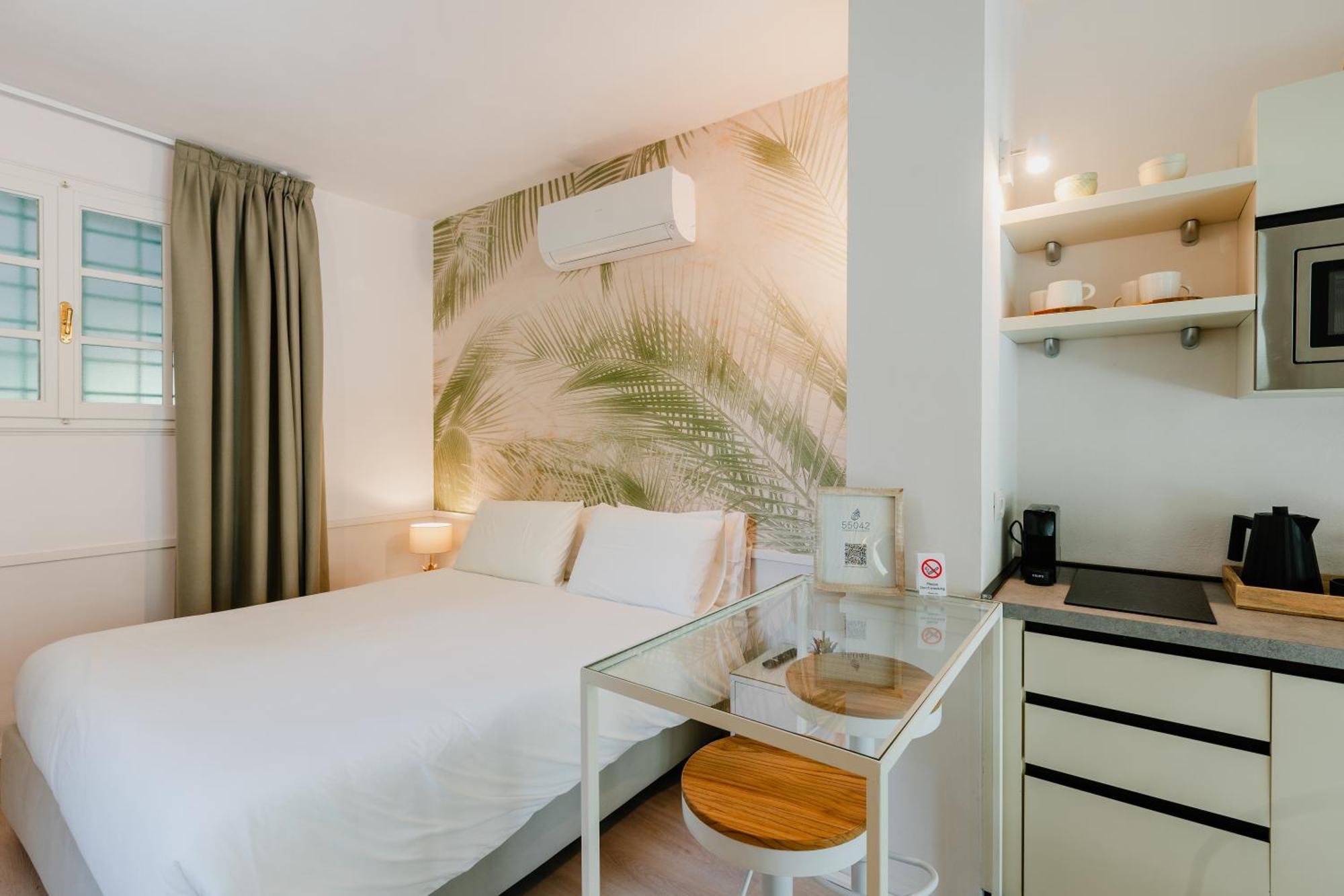 Apartment 01
